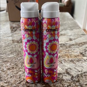 2 Amika Perk Up Ultra Dry Shampoo